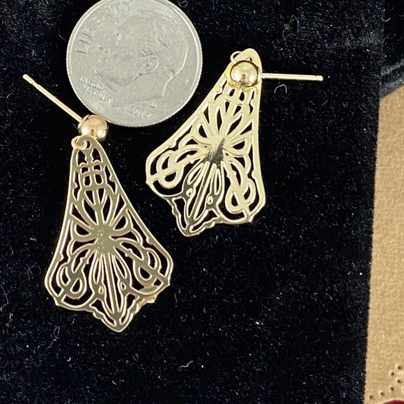 Vintage NOS 14 Karat  Gold Filigree Earrings - Picture 4 of 6